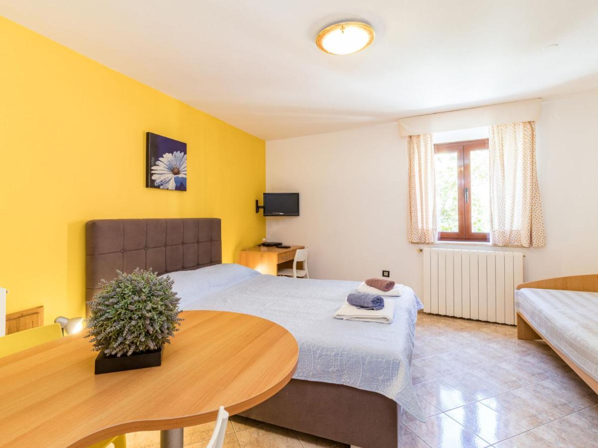 Apartment Antonella & Napoletano-1 By Interhome Umag Dış mekan fotoğraf
